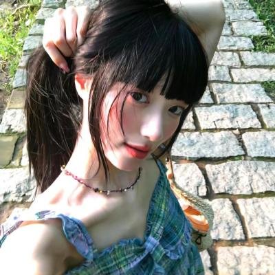 蜜桃女孩